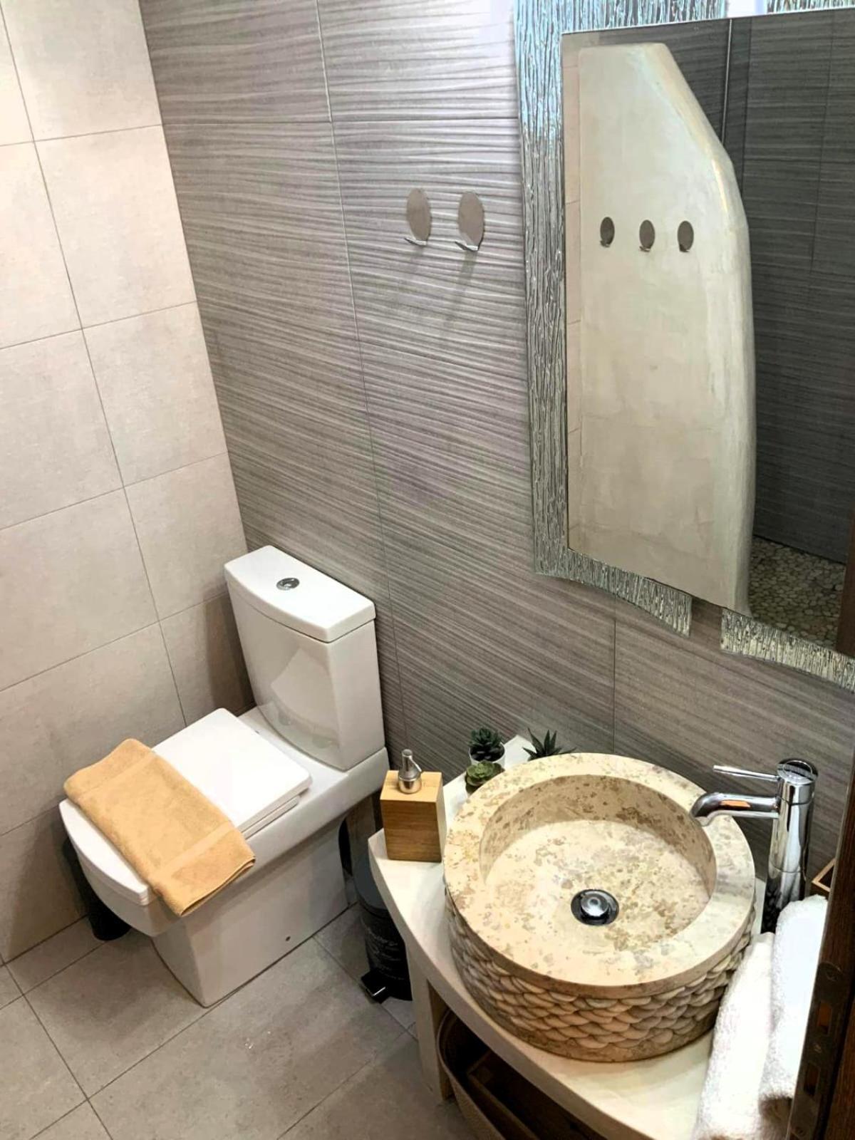 House On The Rock Apartment Микри Вигла Екстериор снимка