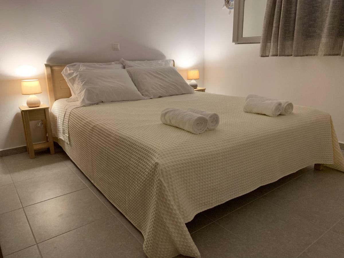 House On The Rock Apartment Микри Вигла Екстериор снимка