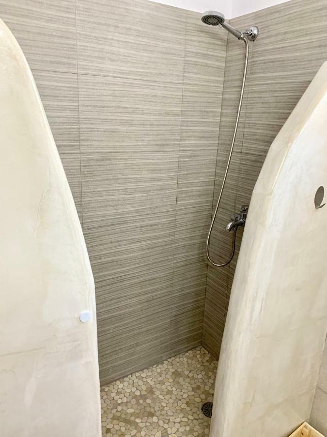 House On The Rock Apartment Микри Вигла Екстериор снимка