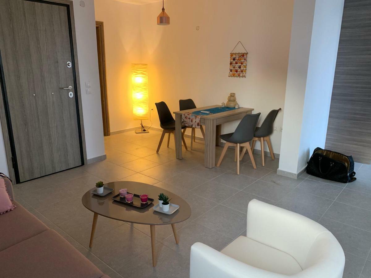 House On The Rock Apartment Микри Вигла Екстериор снимка